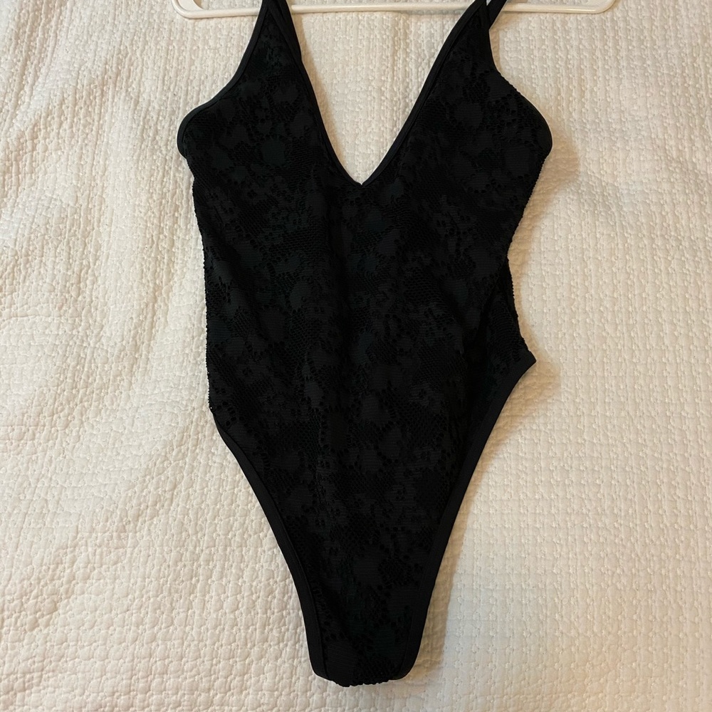 Black swim/bodysuit